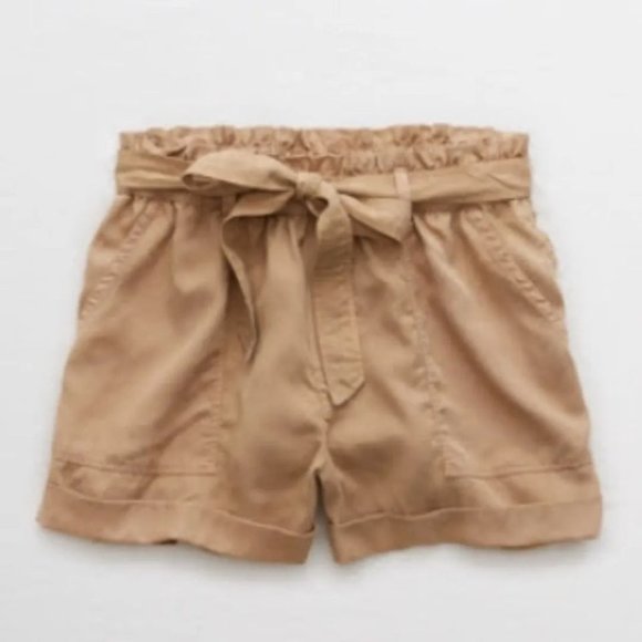 NWT Aerie Camp Short - Picture 2 of 2